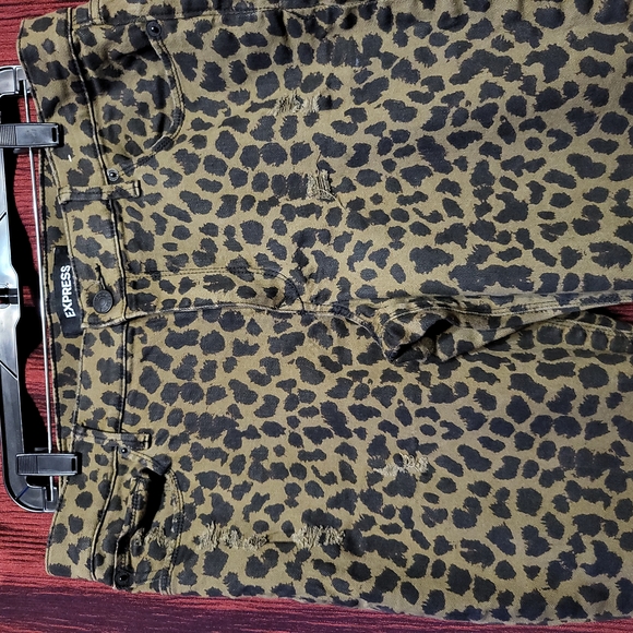 Express Leopard Print Jeans - Picture 3 of 4